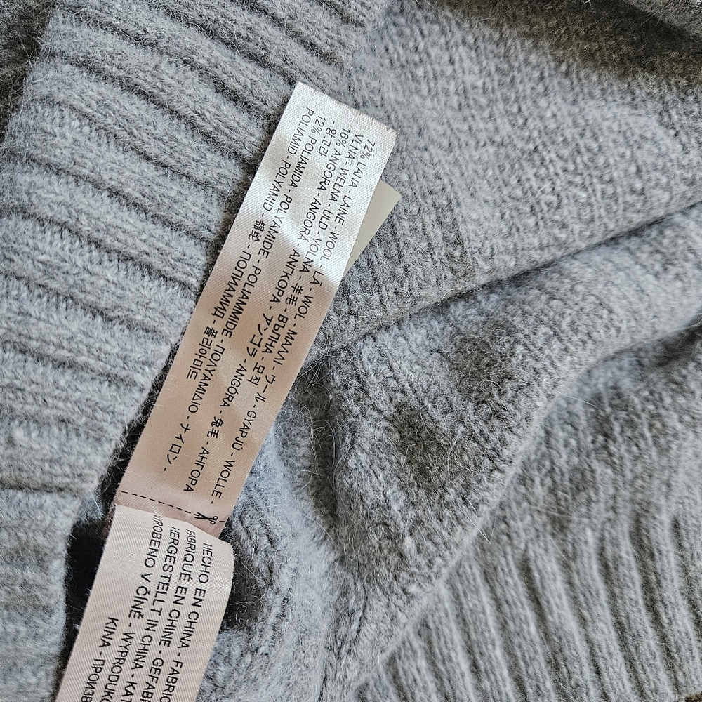 Massimo Dutti Cropped Wool and Angora Blend Turtleneck - Picture 8 of 8